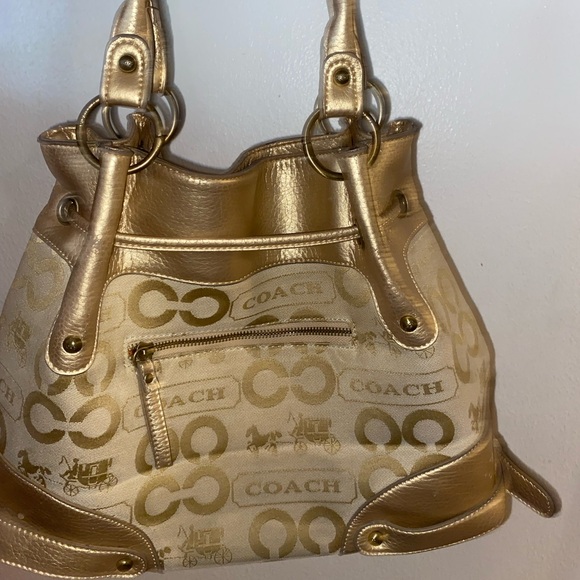 VINTAGE Coach - Metallic Gold and Cream Shoulder Bag - Picture 7 of 12